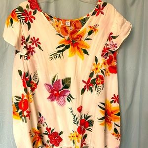 Old Navy Hawaiian Floral Top